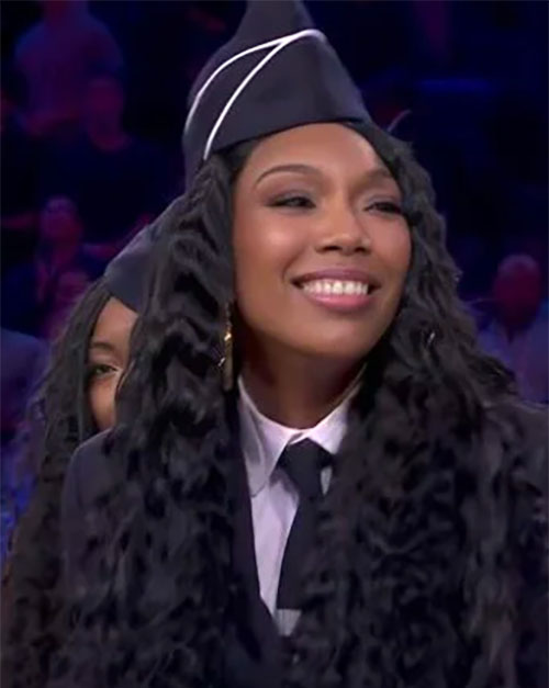 Singer Brandy Criticized for Her Soulful Performance of the National Anthem!