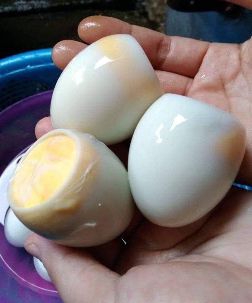 Doctors Reveal What Really Happens When You Eat Eggs in the Morning