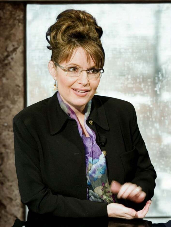 Sarah Palin Sparks Online Discussion After New Public Photos